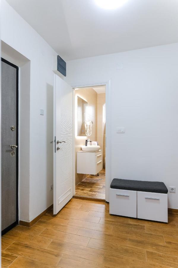 Mak Apartment - Free Parking - Balcony Σαράγεβο Εξωτερικό φωτογραφία